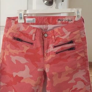 Pink Camo skinny jeans