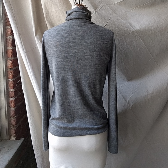 Hugo Boss - Picture 2 of 6