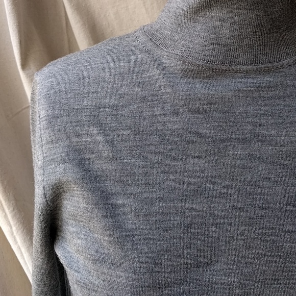 Hugo Boss - Picture 3 of 6