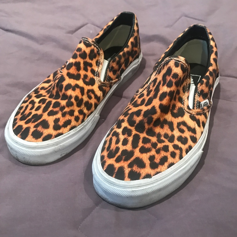Vans cheetah print slip on