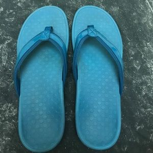 Vionic Orthaheel Technology Slipper
