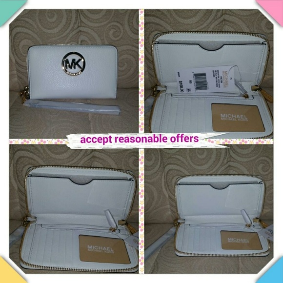 Authentic brand new michael kors wallet/wrislet. - Picture 7 of 7