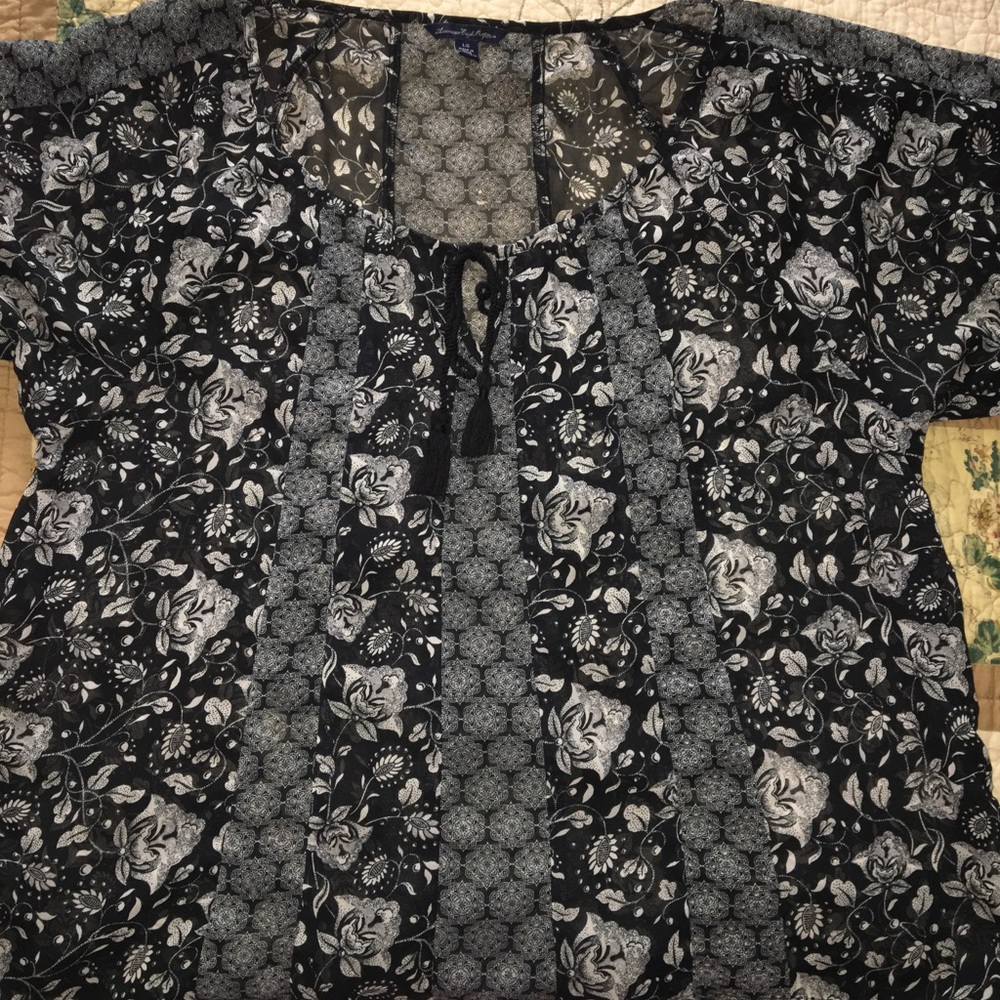 American Eagle blue pattern sheer blouse