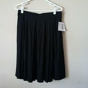 NWT LuLaRoe Black Madison Skirt- unicorn