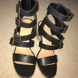 STRAPPY TRENDY HEELS