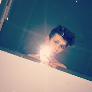 Meet your Posher, Robbie