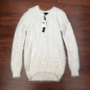 NWT i Jeans by Buffalo. Fuzzy Sweater. Size M.