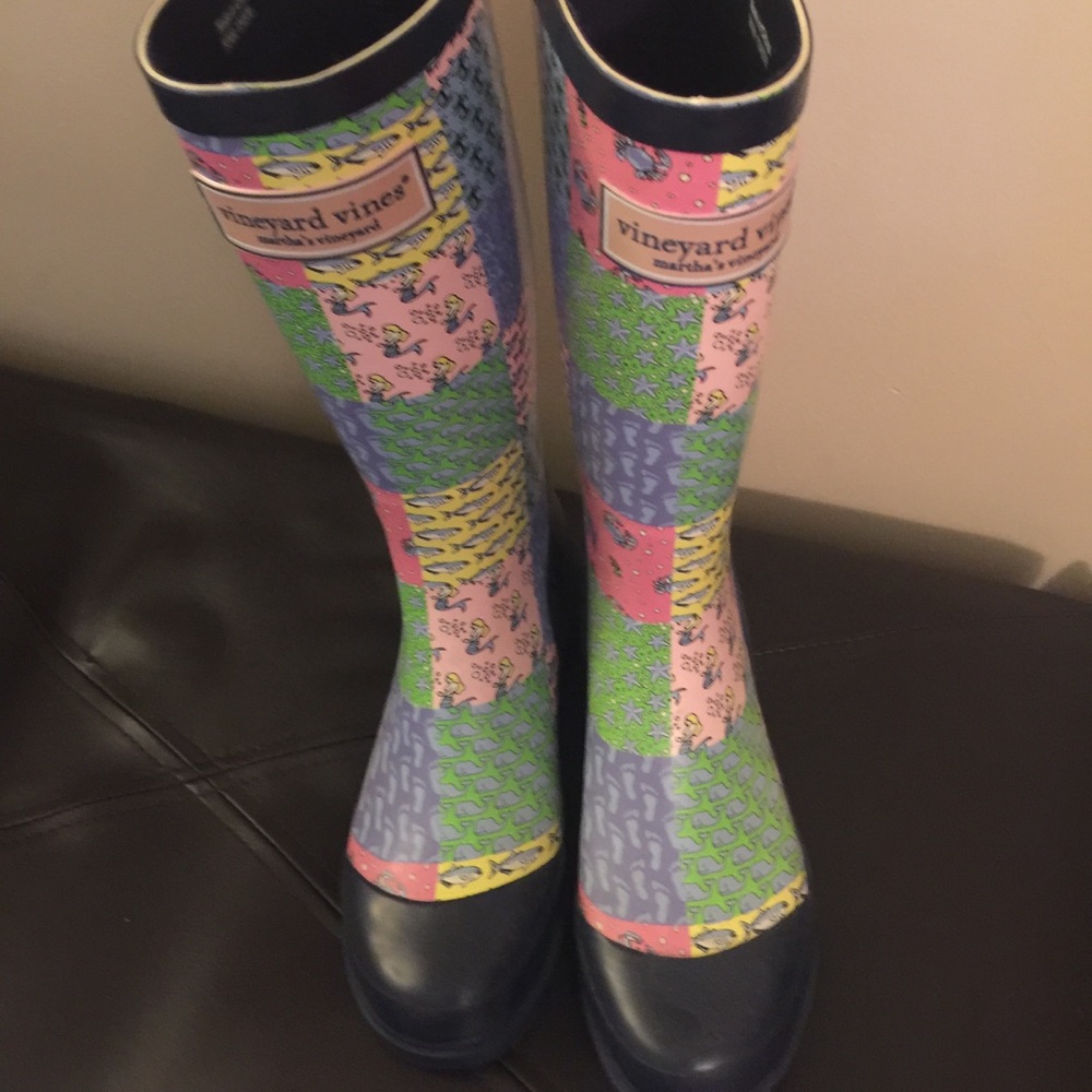 Vineyard Vines rain boots