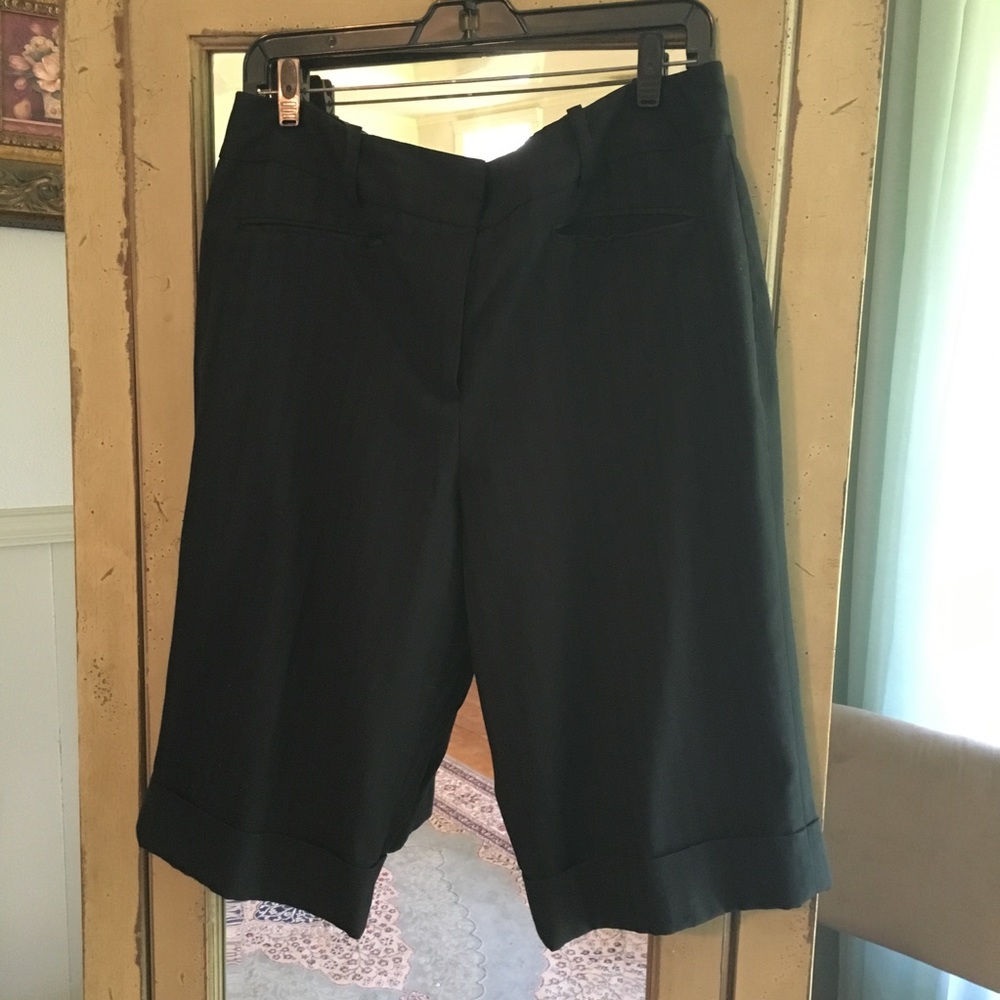 Black Crop Pants.