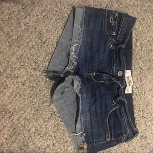 Juniors size 3 hollister jean shorts w26