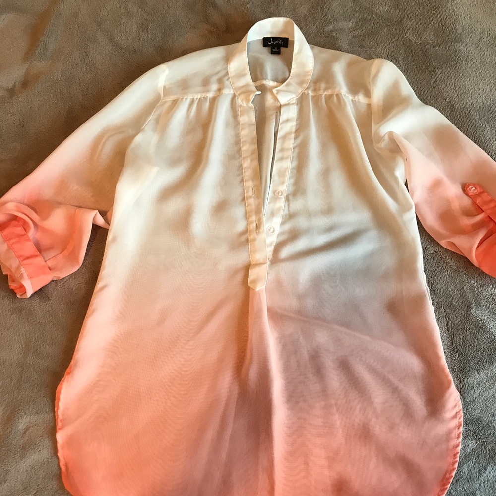 Ombré blouse.