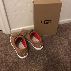UGG w karine 10115044 w/Che tan sneakers