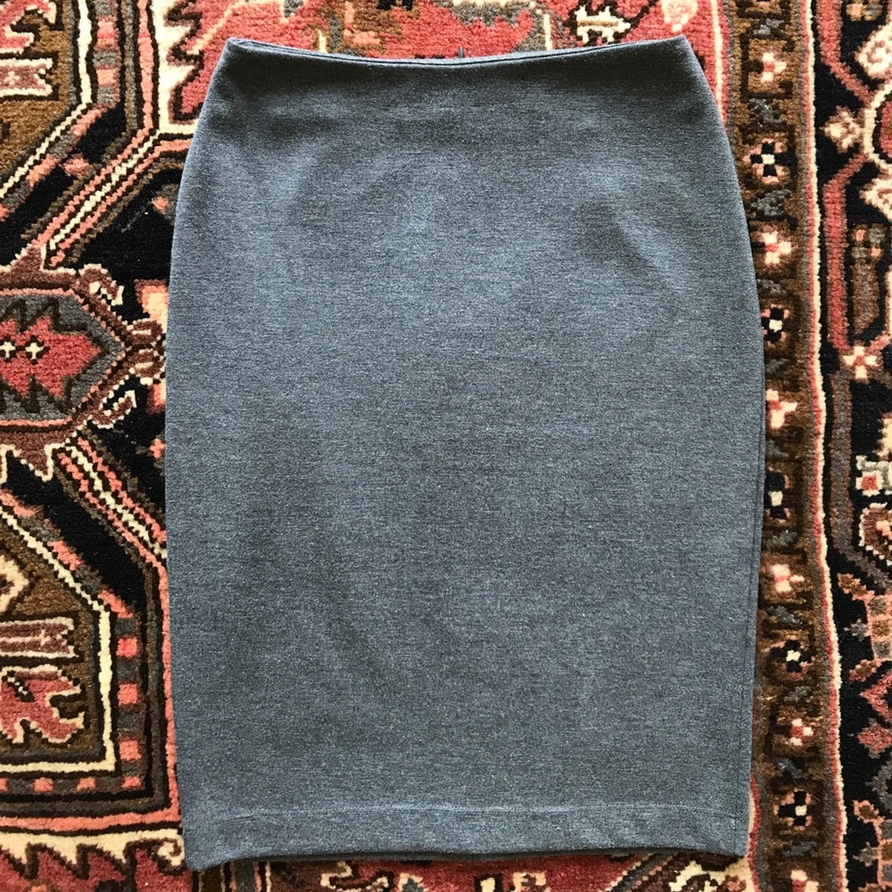 CLUB MONACO STRETCH PENCIL SKIRT