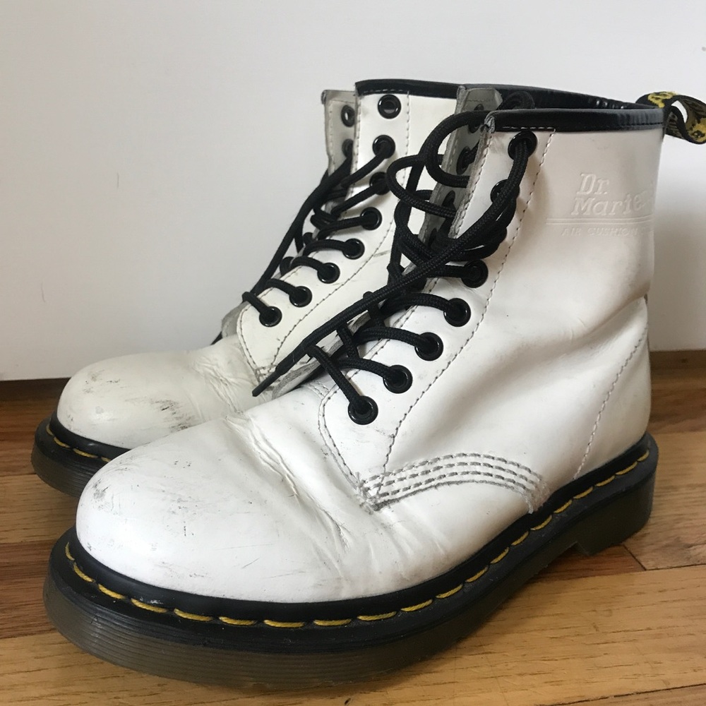 Woman's smooth white 1460 Dr. Marten