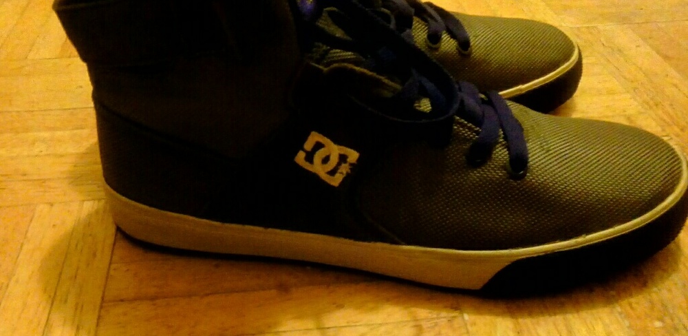 Dc women's