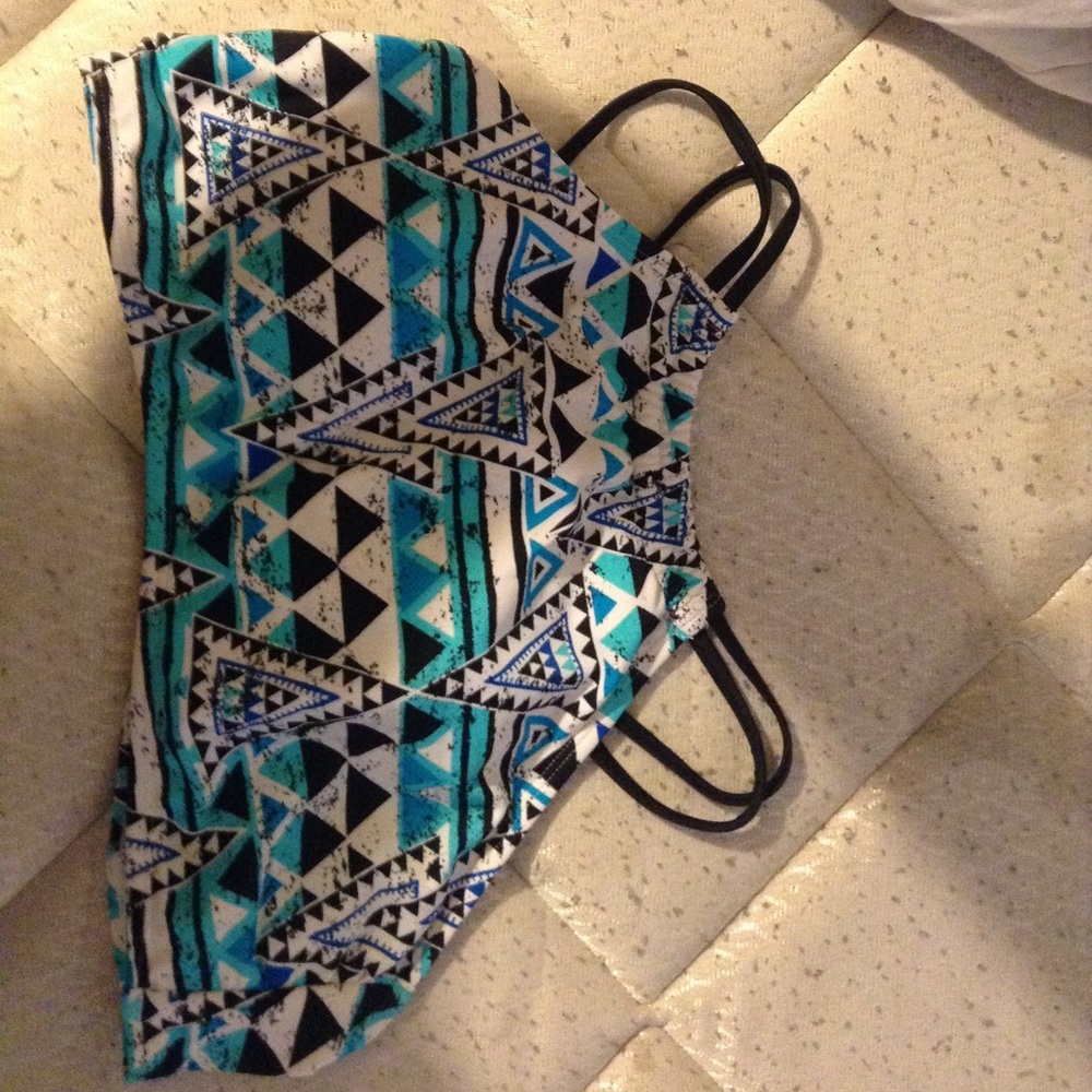 High neck Zigzag bathing suit