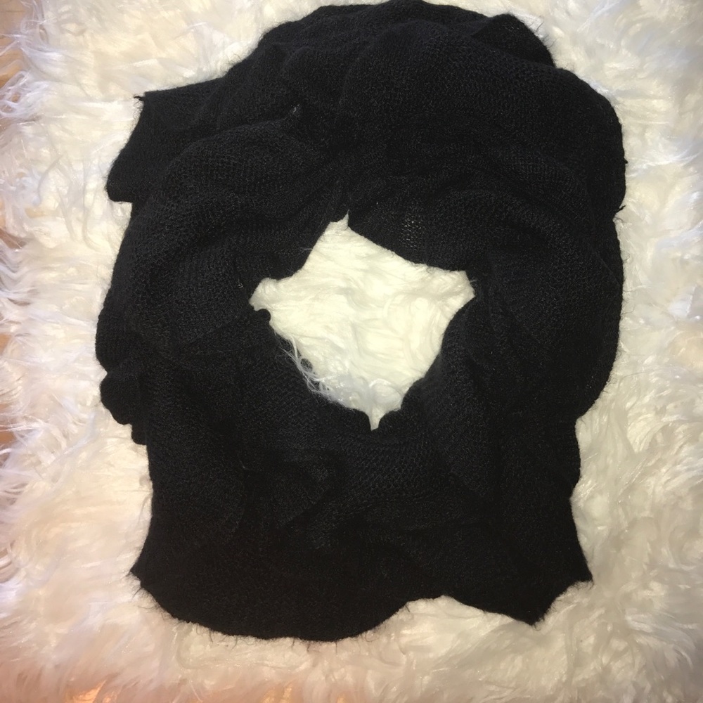 MAURICES BLACK SCARF