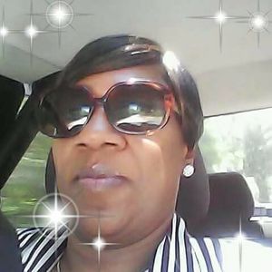 Meet your Posher, Cynthia