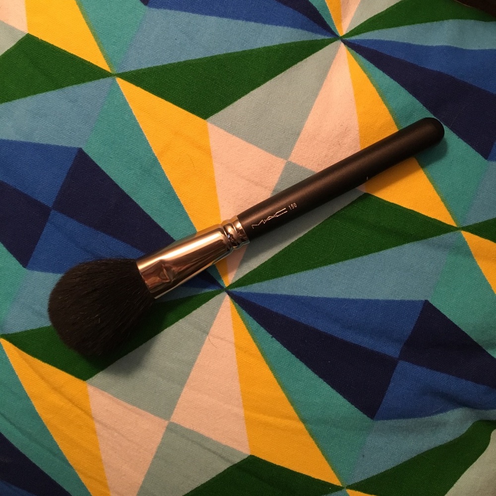 MAC Brush No 150