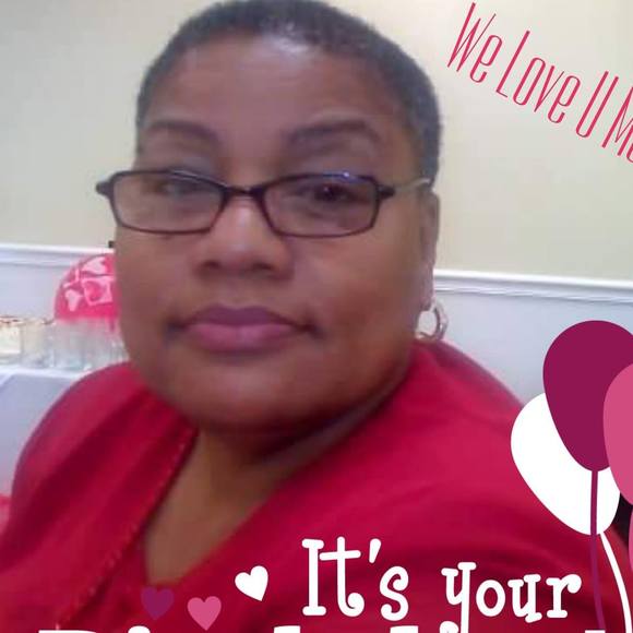 Meet your Posher, Edna - Picture 1 of 1