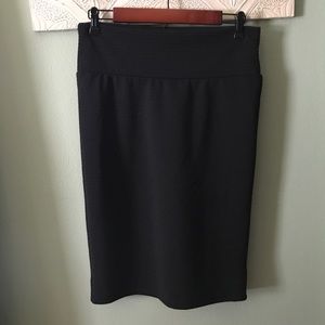 LulaRoe Black medium Cassie!