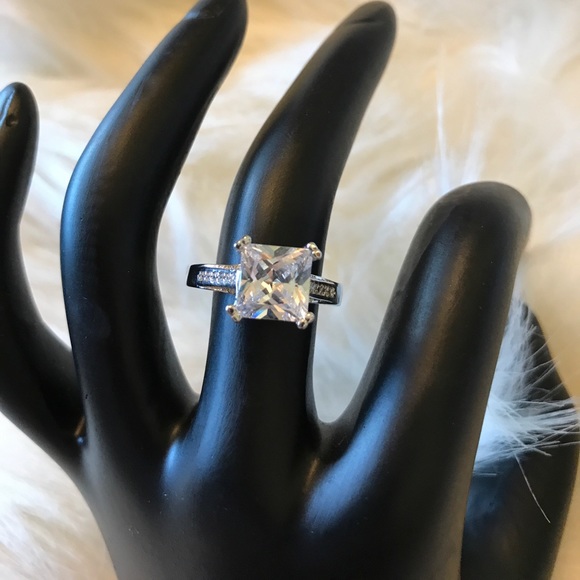 Sterling Silver 2ct CZ Ring - Picture 1 of 3