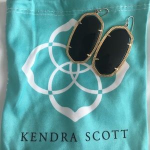 Kendra Scott Danielle Earrings