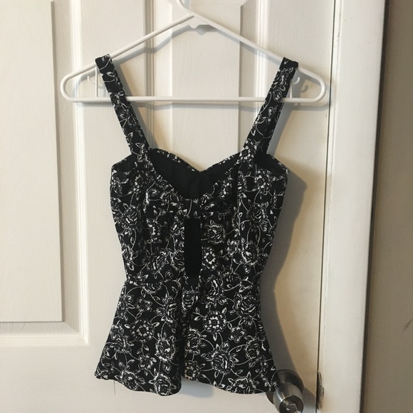 Floral peplum top - Picture 2 of 2