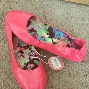 BNWT Poppy Pink Ballerina Slip Ons by So