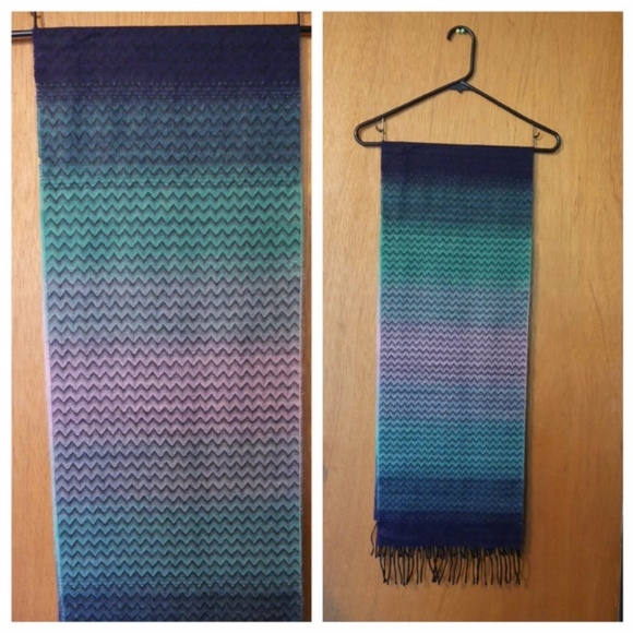 D&Y Accessories - 💜D&Y Women's Softer Than Cashmere Scarf