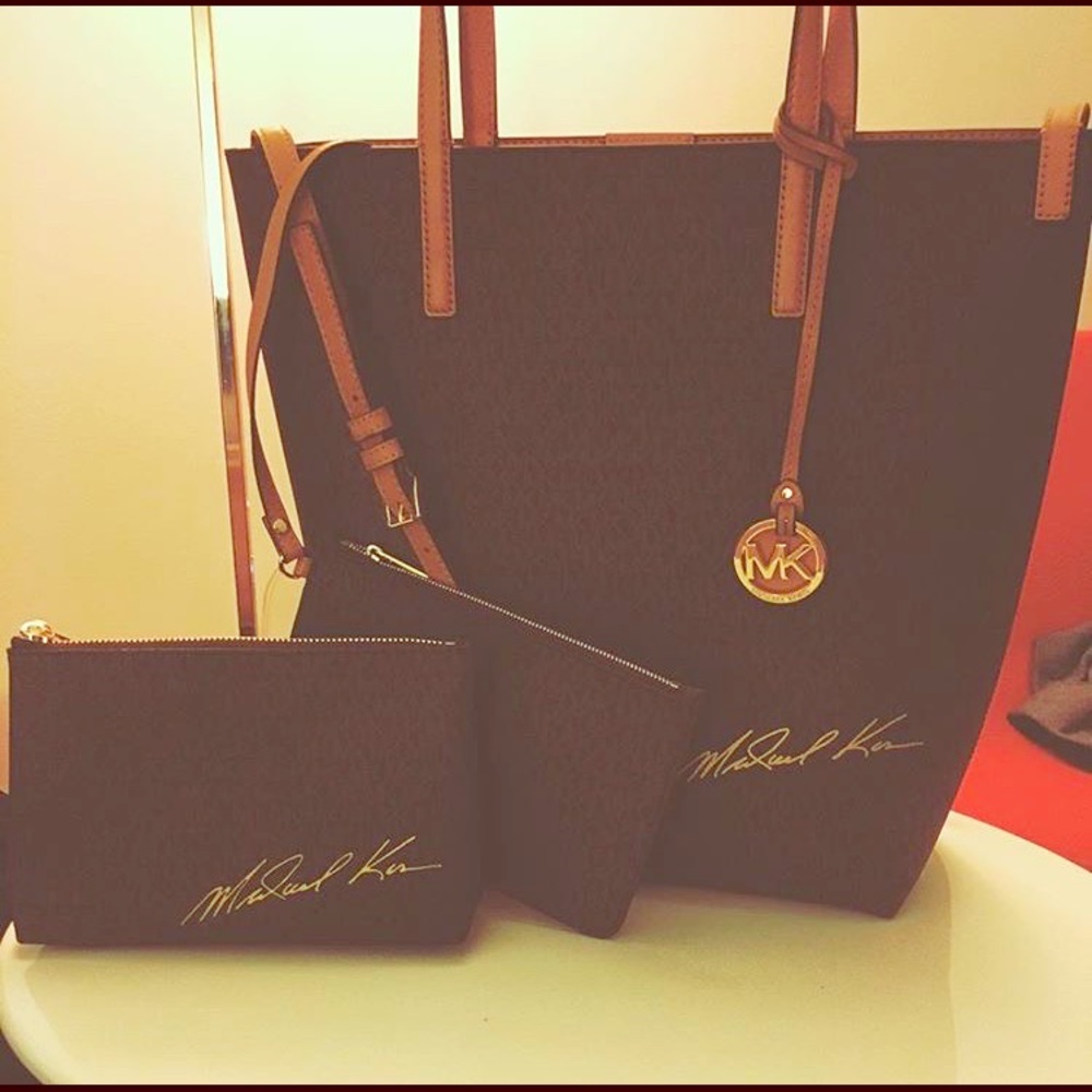 Limited Edition: Signed MK 3pc Large Hayley Tote