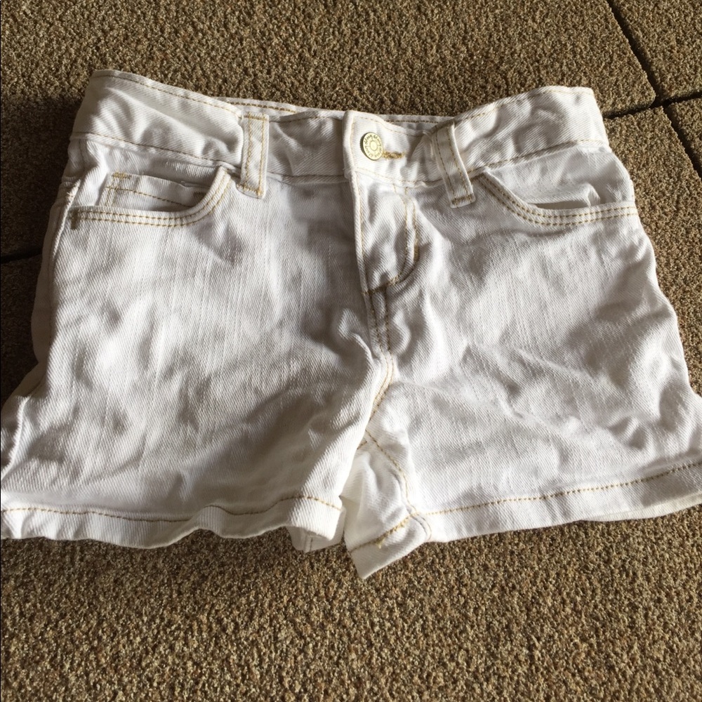 Old navy size 6 adjustable waist shorts