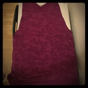 Lululemon tank