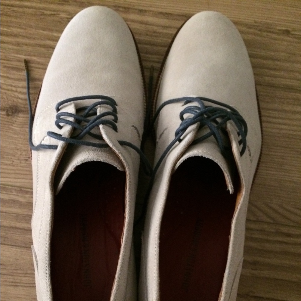 Johnston & Murphy shoes!! Worn once!