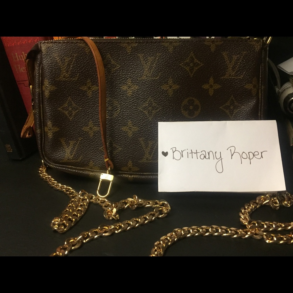Louis Vuitton Pouchette Accessory