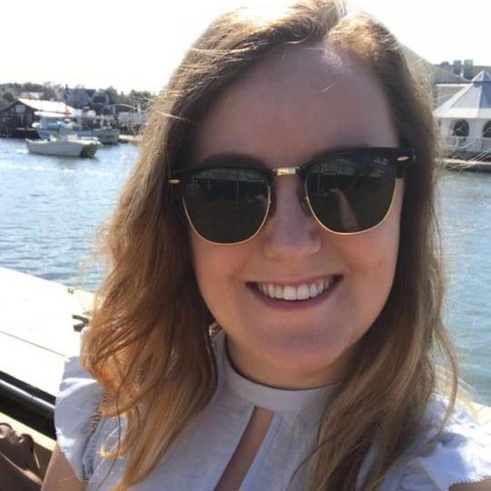 Meet your Posher, Lauren