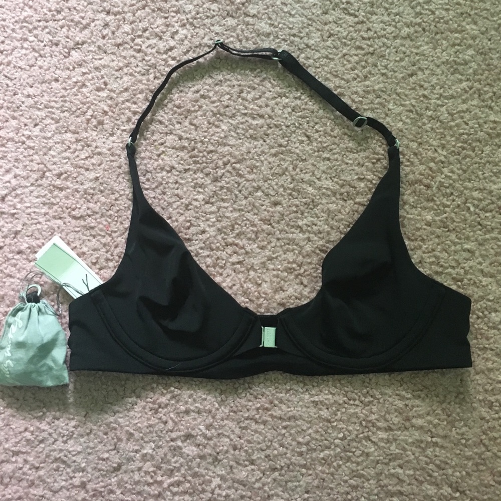 NWT Gilly Hicks Bra