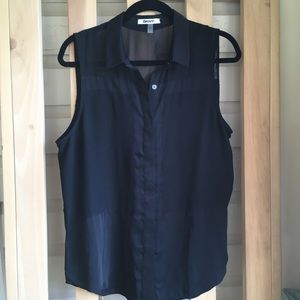 Sleeveless button down