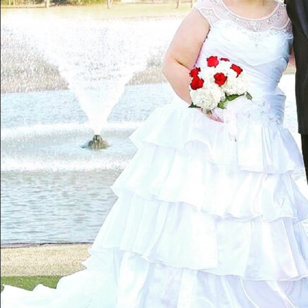 Size 22W White Satin Wedding Dress