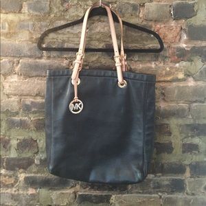 Michael Kors Jet Set Tote Leather