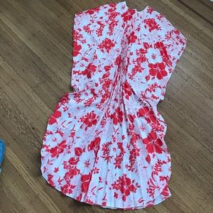 Vintage 70s fan pleated Hawaiian muumuu/caftan.
