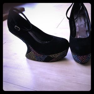 New heels. Never worn