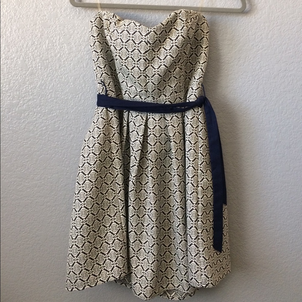 Nice simple blue and white dress