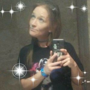 Meet your Posher, Lacey