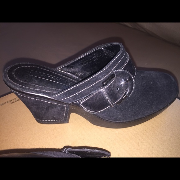Antonio Melani black clogs suede material - Picture 2 of 4