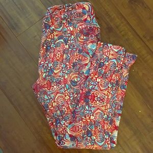 Lularoe tall and curvy leggings