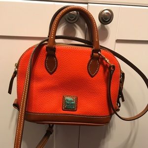 Dooney & Bourke small zip-zip satchel