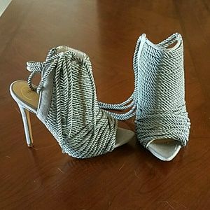 Misguided rope high heels