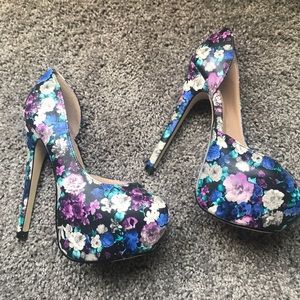 Super cute super high never worn platform heels