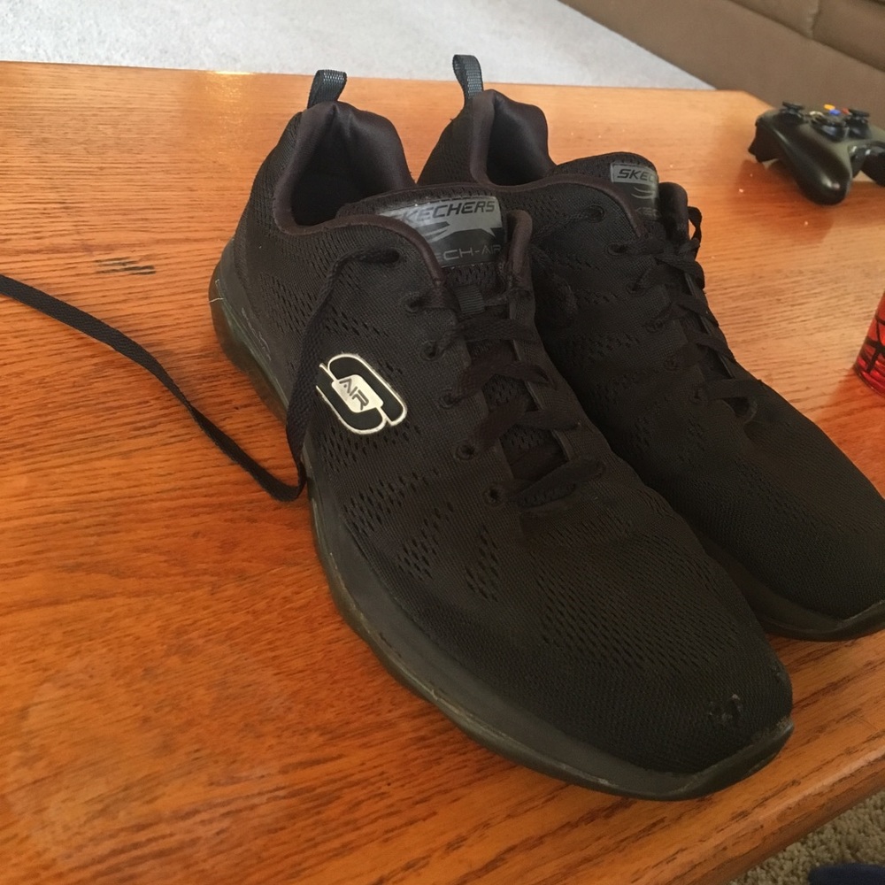 Skechers